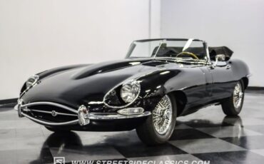 Jaguar-Xke-1968-Black-Black-24