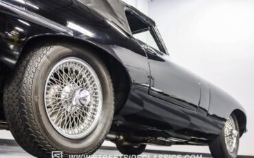 Jaguar-Xke-1968-Black-Black-35