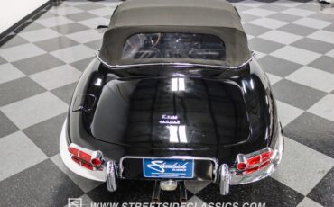 Jaguar-Xke-1968-Black-Black-39
