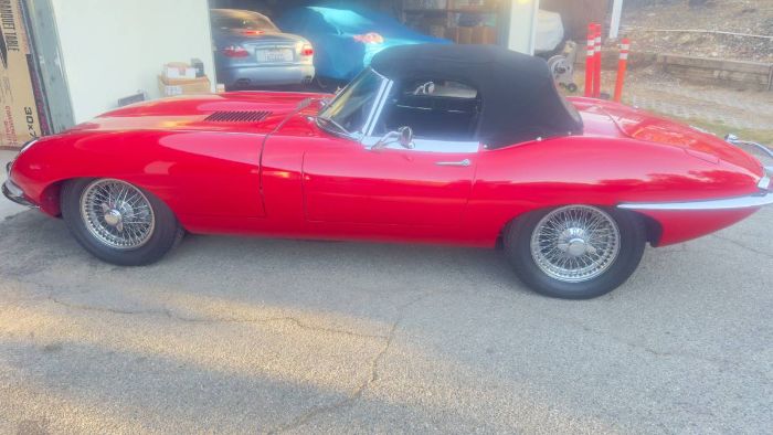 Jaguar-Xke-1968-Red-Black-10