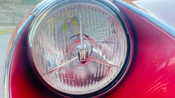 Jaguar-Xke-1968-Red-Black-15