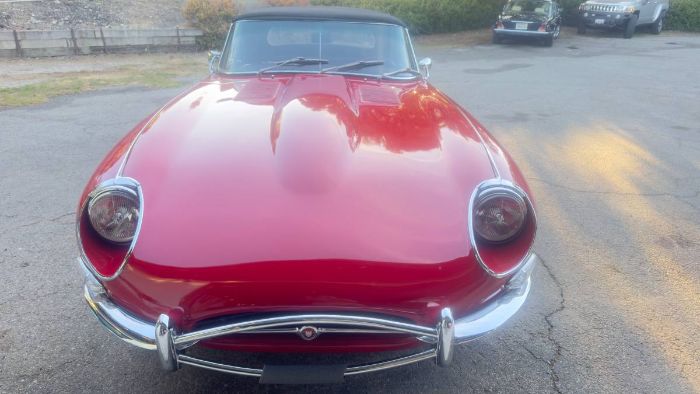 Jaguar-Xke-1968-Red-Black-16