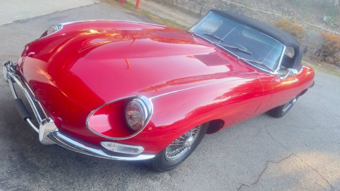 Jaguar-Xke-1968-Red-Black-17