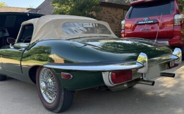 Jaguar-Xke-1971-British-Racing-Green-Biscuit-1