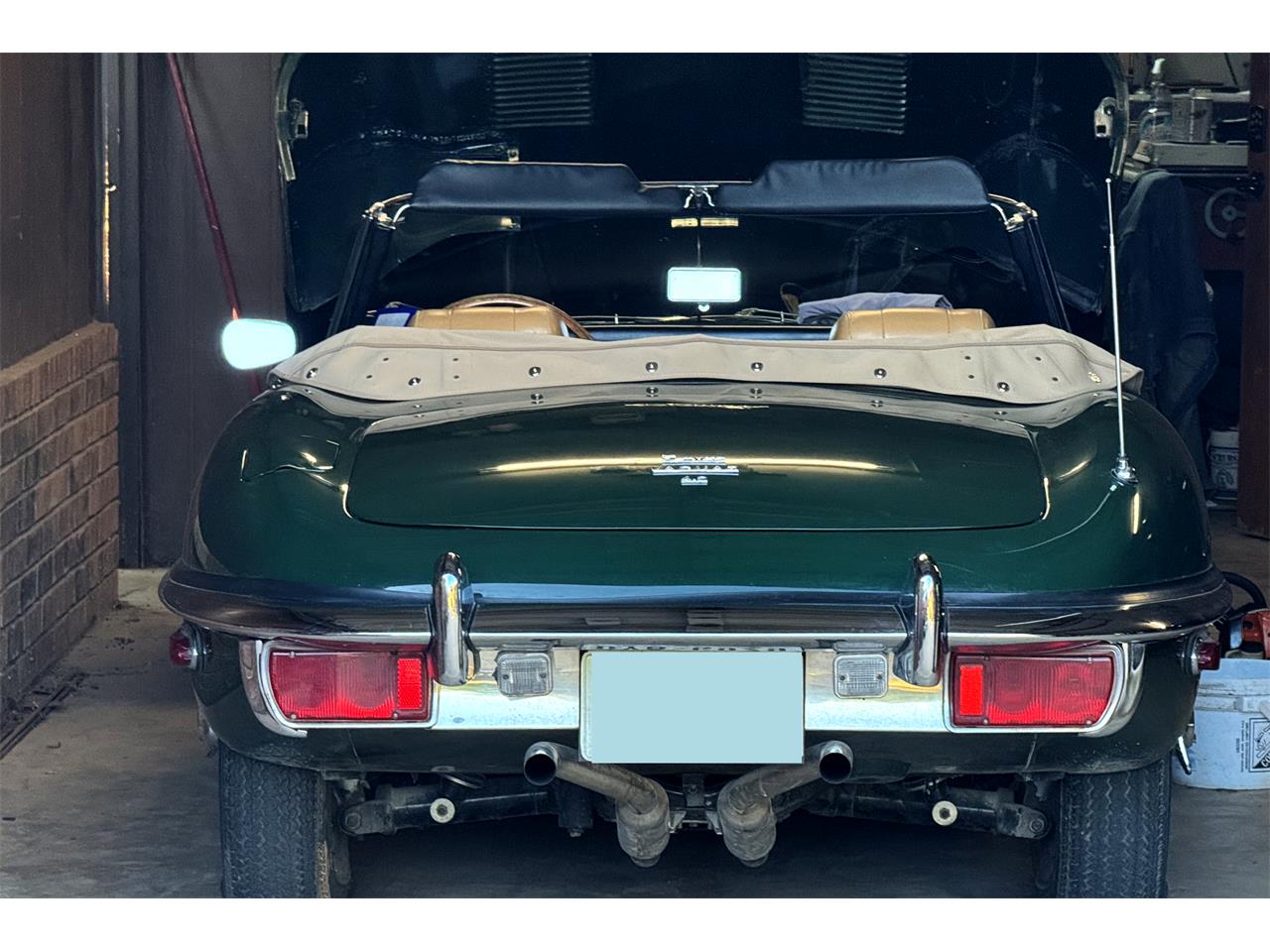 Jaguar-Xke-1971-British-Racing-Green-Biscuit-11