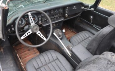 Jaguar-Xke-1973-Black-Black-1