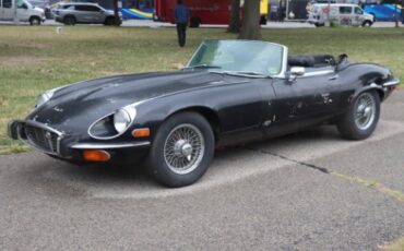 Jaguar-Xke-1973-Black-Black-2