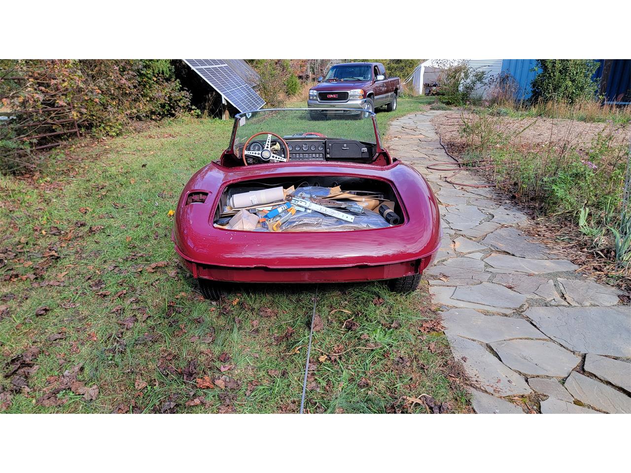 Jaguar-Xke-ii-1969-Signal-Red-Tan-10
