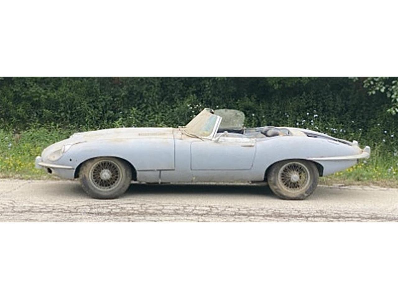 Jaguar-Xke-ii-1969-Signal-Red-Tan-64