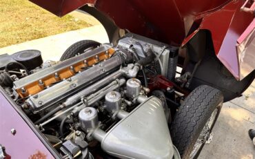 Jaguar-Xke-series-ii-1964-Red-Beige-16