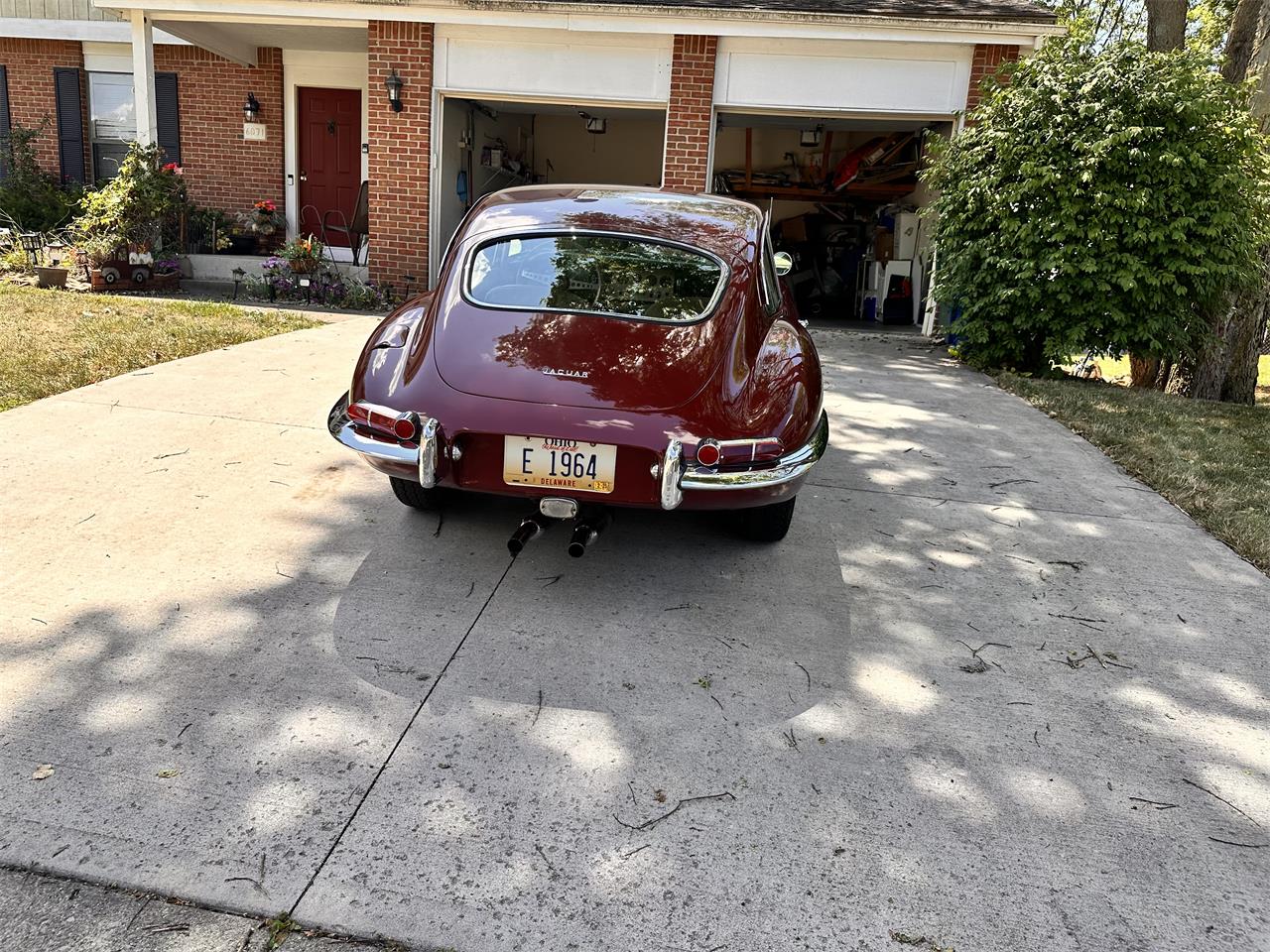 Jaguar-Xke-series-ii-1964-Red-Beige-2