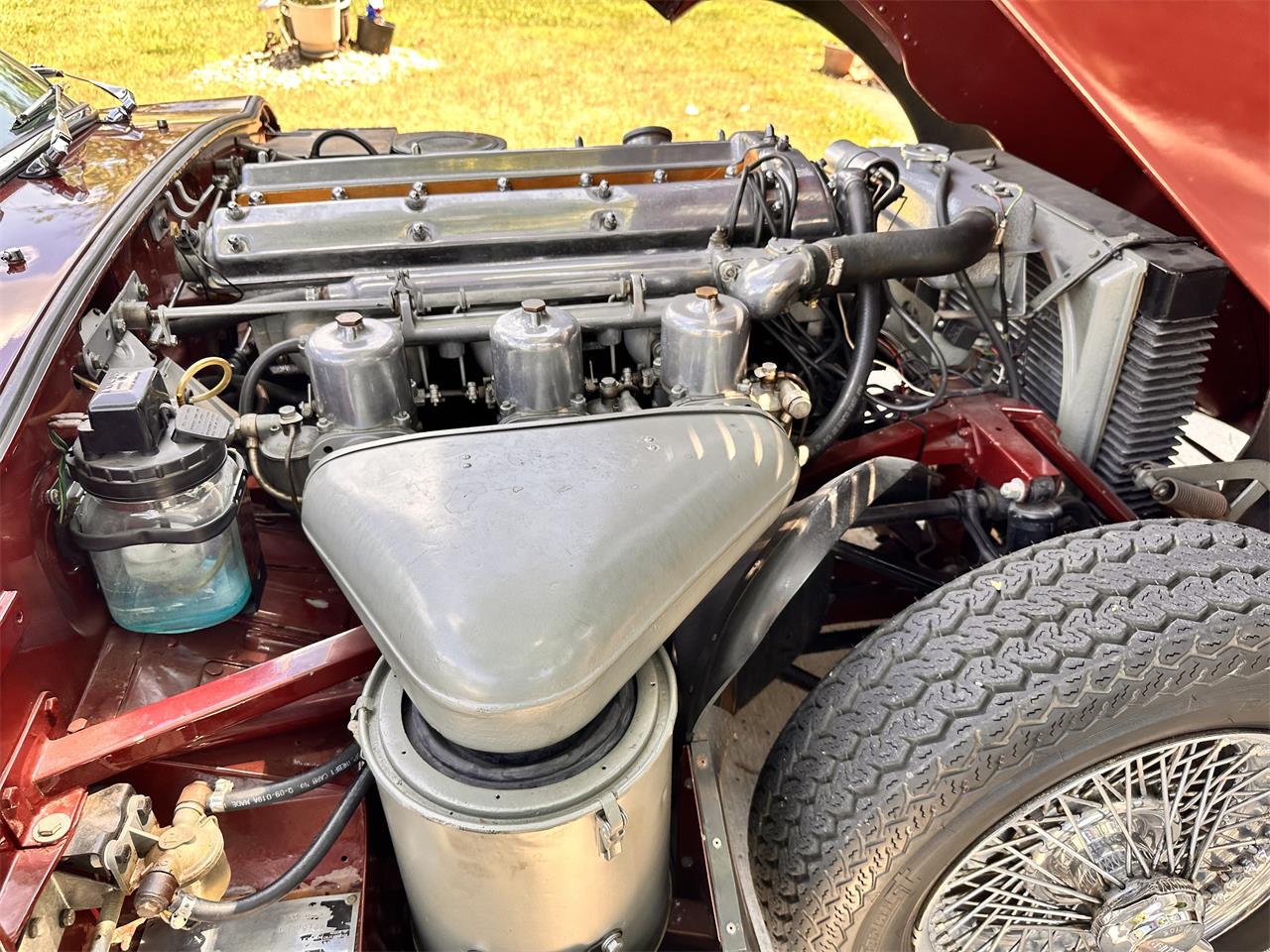 Jaguar-Xke-series-ii-1964-Red-Beige-20