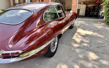 Jaguar-Xke-series-ii-1964-Red-Beige-4