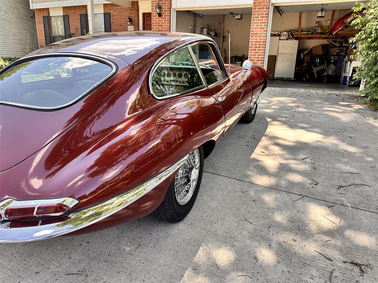 Jaguar-Xke-series-ii-1964-Red-Beige-4