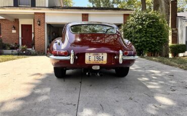 Jaguar-Xke-series-ii-1964-Red-Beige-5