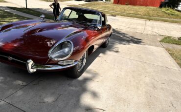 Jaguar-Xke-series-ii-1964-Red-Beige-7