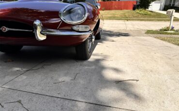 Jaguar-Xke-series-ii-1964-Red-Beige-8