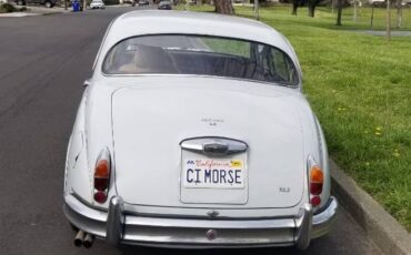 Jaguar-mark-2-1961-white-2