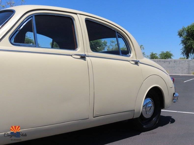 Jaguar-mark-i-1957-19