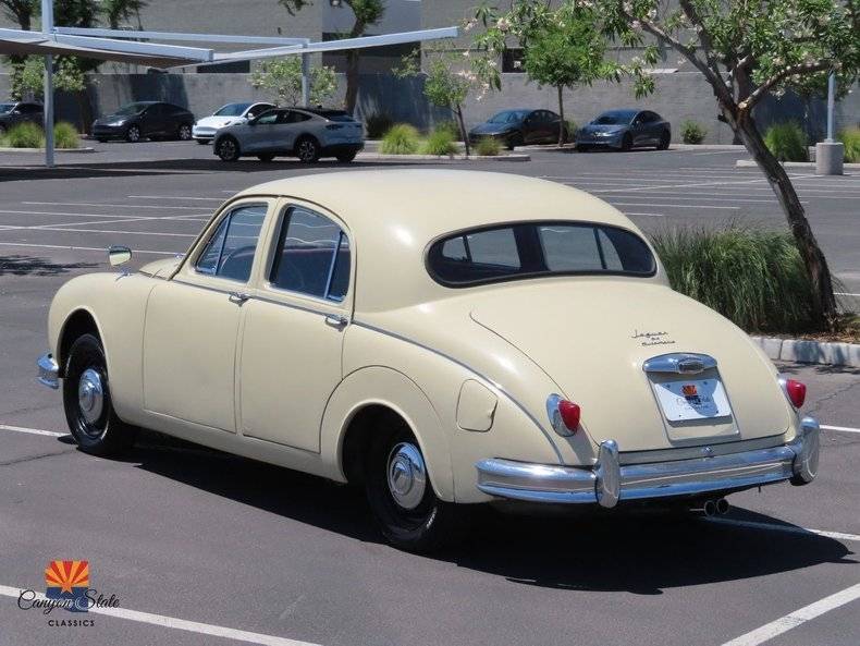 Jaguar-mark-i-1957-32