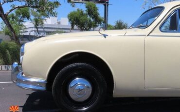 Jaguar-mark-i-1957-5