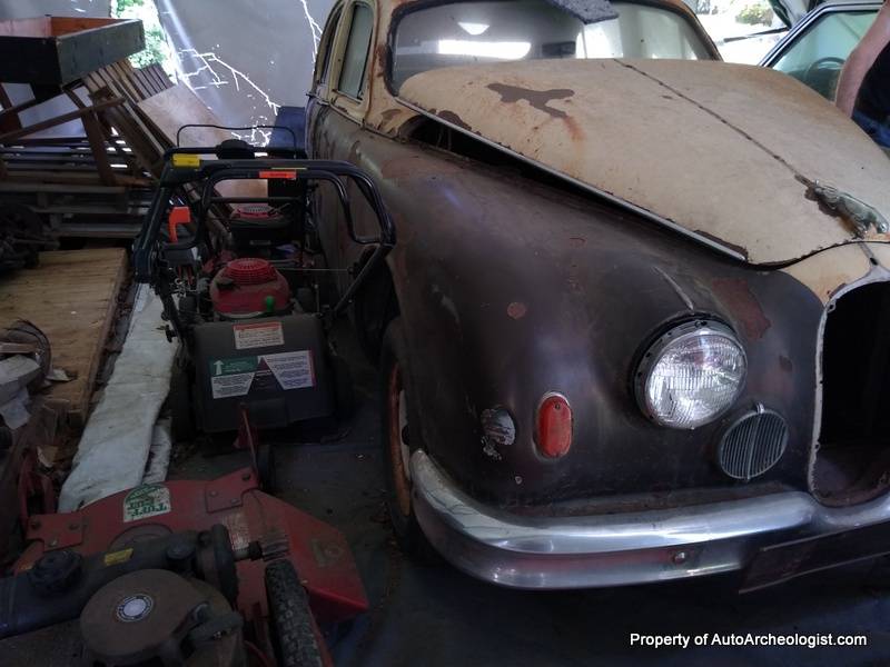Jaguar-mk-1-1956-brown-1