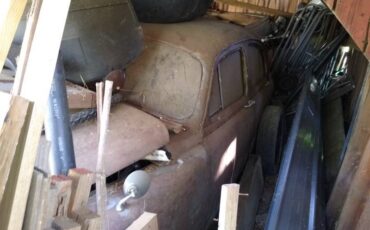 Jaguar-mk-1-1956-brown-10