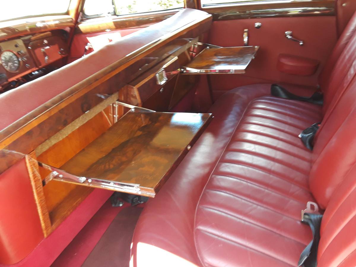 Jaguar-mk-9-1959-custom-5