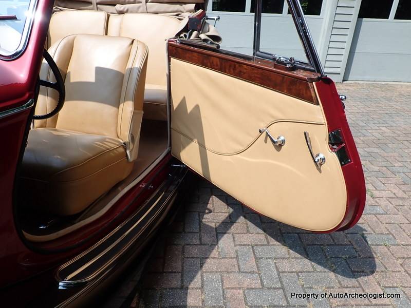 Jaguar-mk-v-drophead-1950-red-17