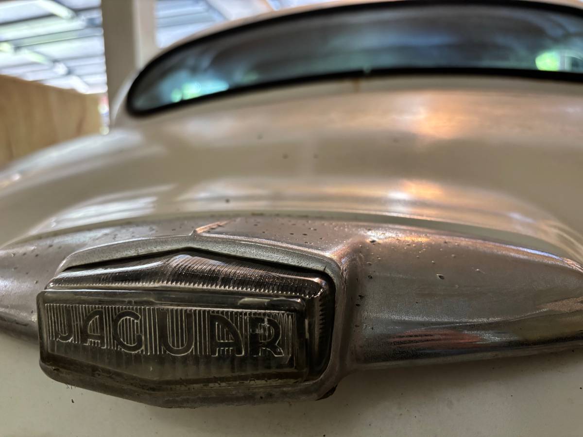 Jaguar-mk1-1957-white-1