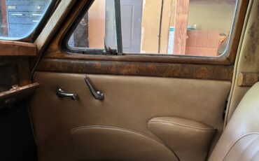 Jaguar-mk1-1957-white-13