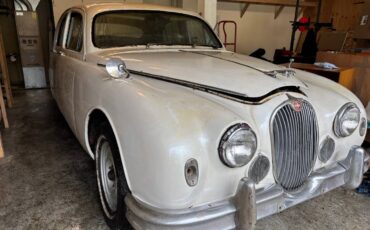 Jaguar-mk1-1957-white