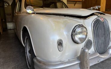 Jaguar-mk1-1957-white-5