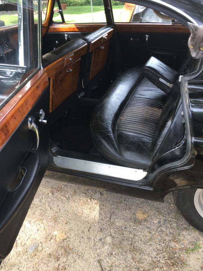 Jaguar-mk10-1964-black-3