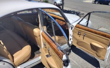 Jaguar-mk2-1960-white-10