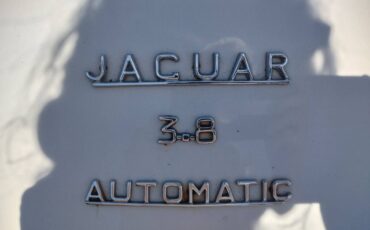 Jaguar-mk2-1960-white-22