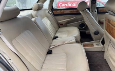 Jaguar-vanden-plas-1988-15