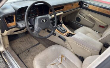 Jaguar-vanden-plas-1988-18