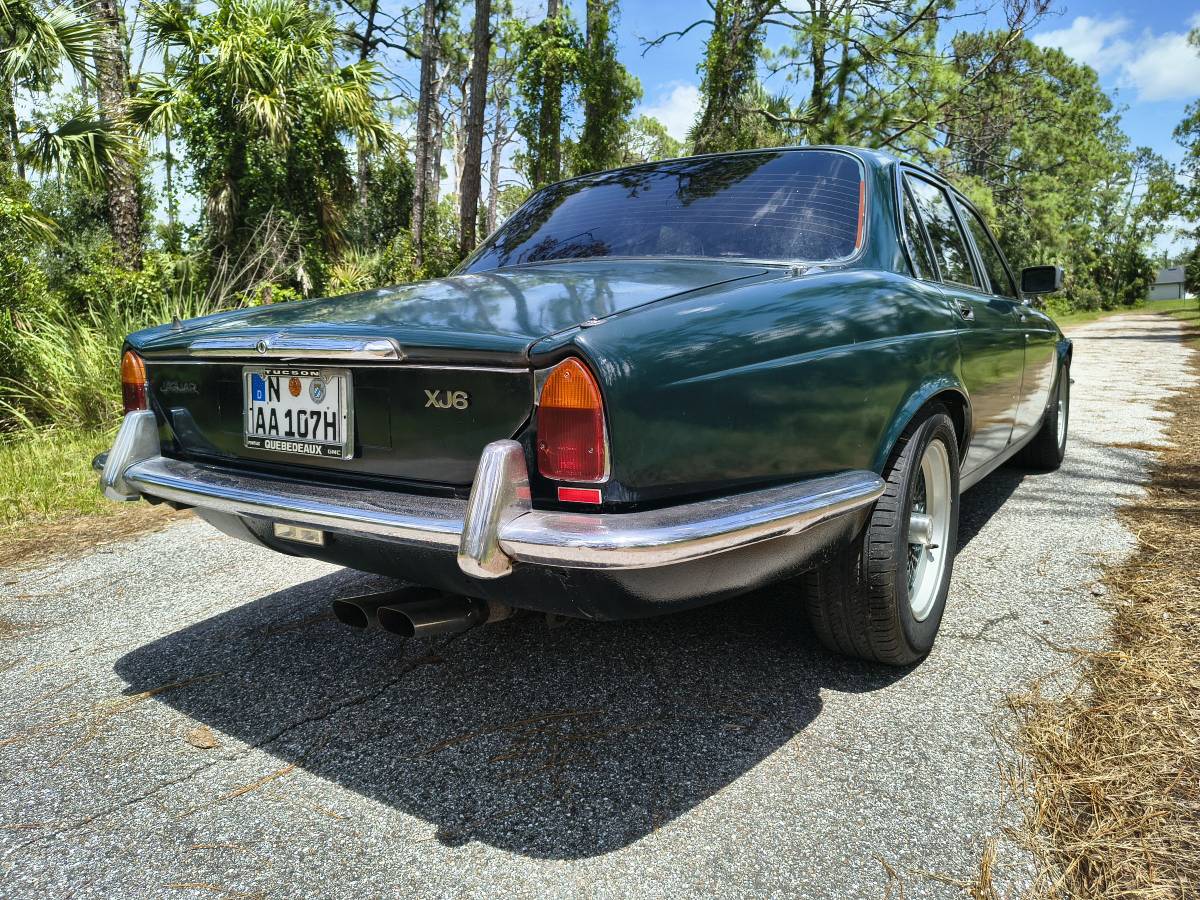 Jaguar-xj-1983-green-3