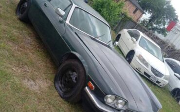 Jaguar-xj-1988-green