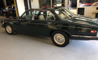 Jaguar-xj-vanden-plas-1989-green-1