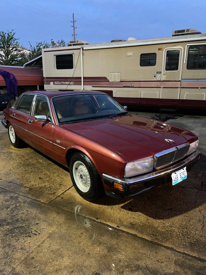 Jaguar-xj6-1990-red-23
