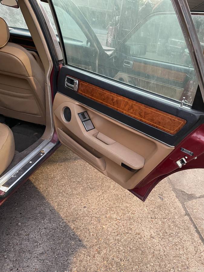 Jaguar-xj6-1990-red-34