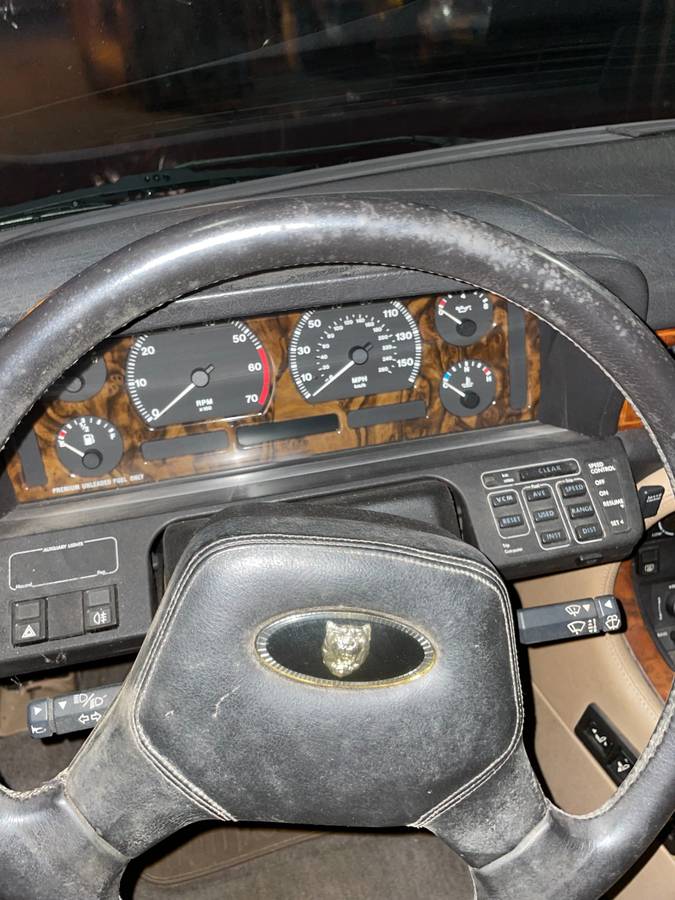 Jaguar-xj6-1990-red-40