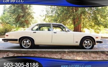 Jaguar-xj6-4.2l-6-cyl-automatic-1979-white-14