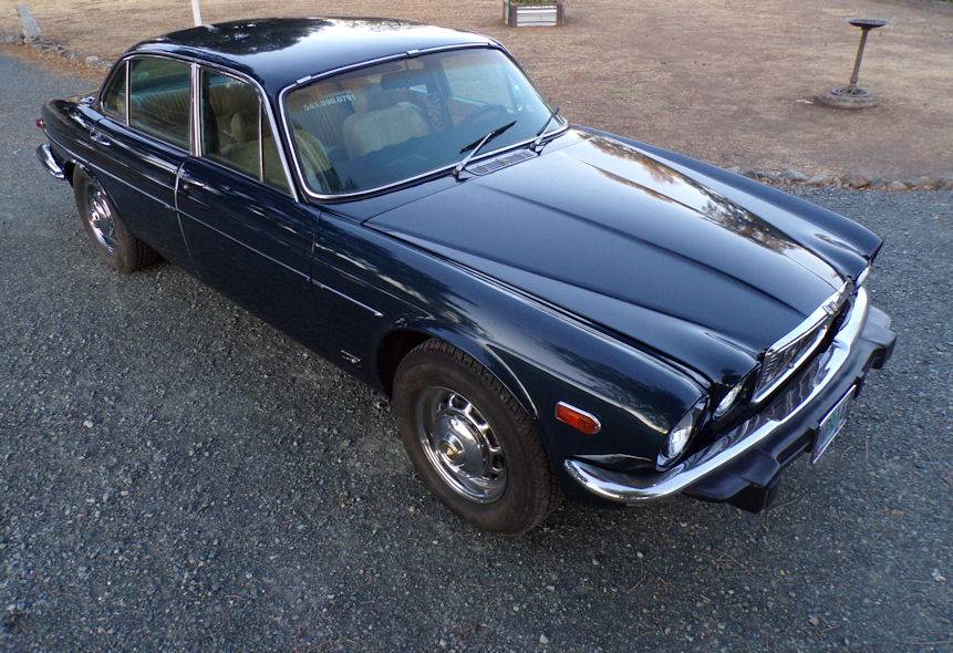 Jaguar-xj6-l-1974-blue-11