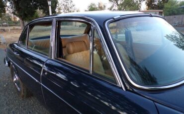 Jaguar-xj6-l-1974-blue-15