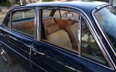 Jaguar-xj6-l-1974-blue-18