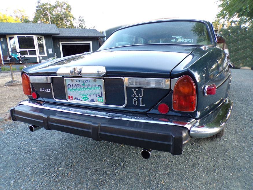 Jaguar-xj6-l-1974-blue-9