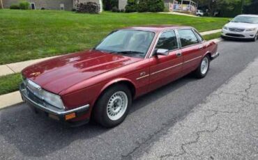 Jaguar-xj6-sovereign-1990-red